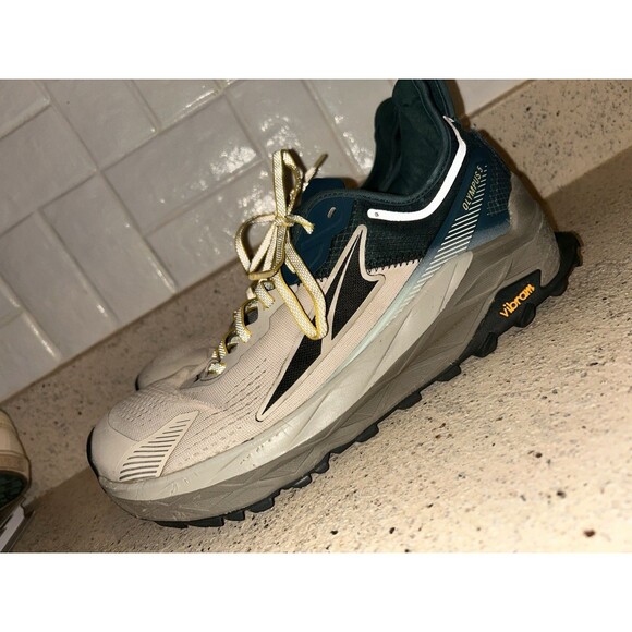 Altra Other - Altra Vibram Olympus 5 Mens Gray Trail Running Shoes US 11